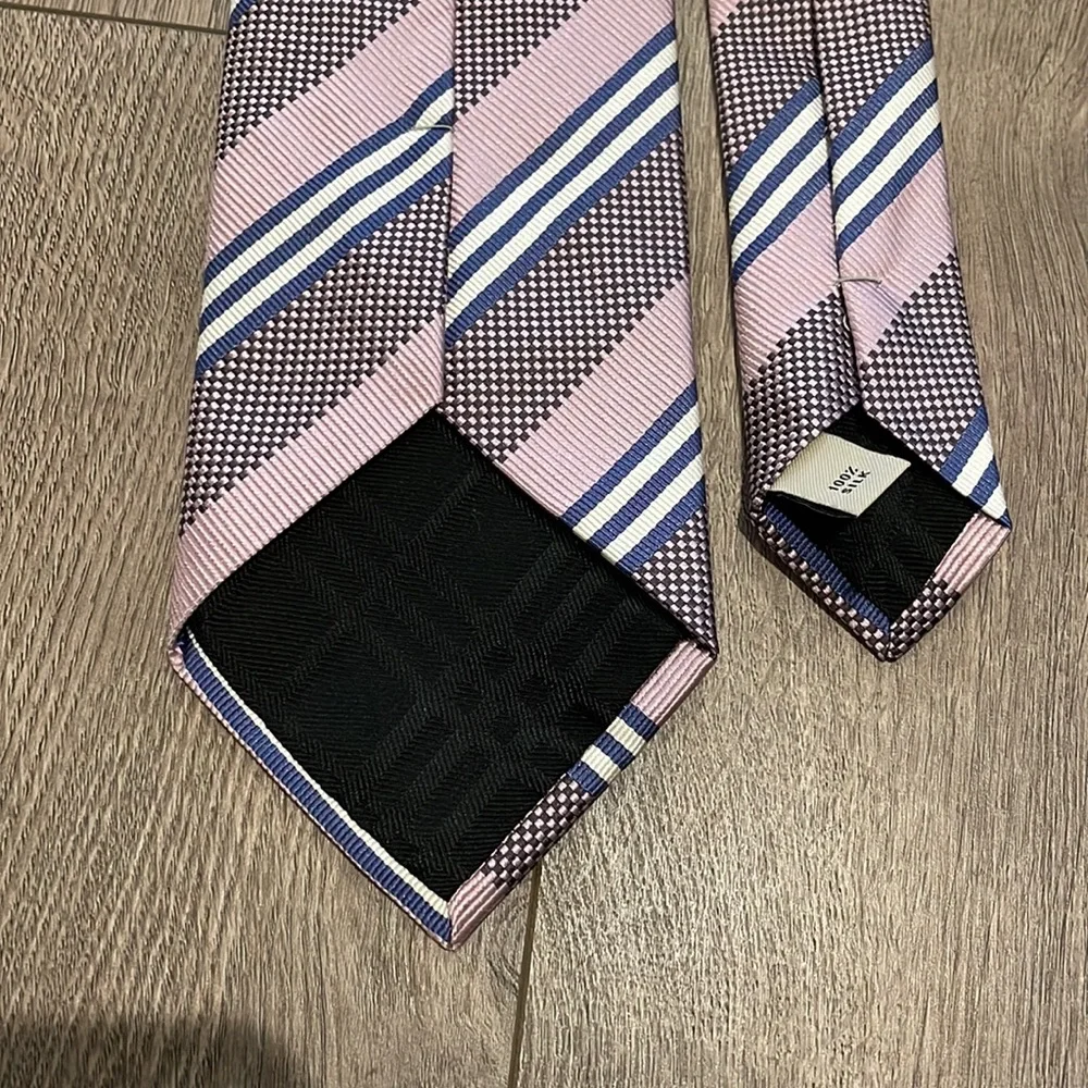 Burberry Tie AUTHENTIC - Picture 4 of 4